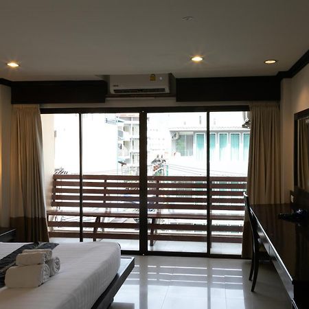 Best Venue Hotel Patong Экстерьер фото