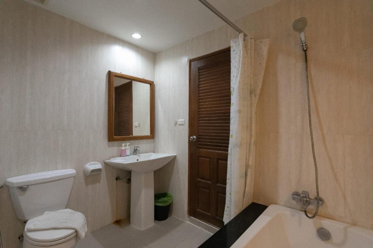 Best Venue Hotel Patong Экстерьер фото