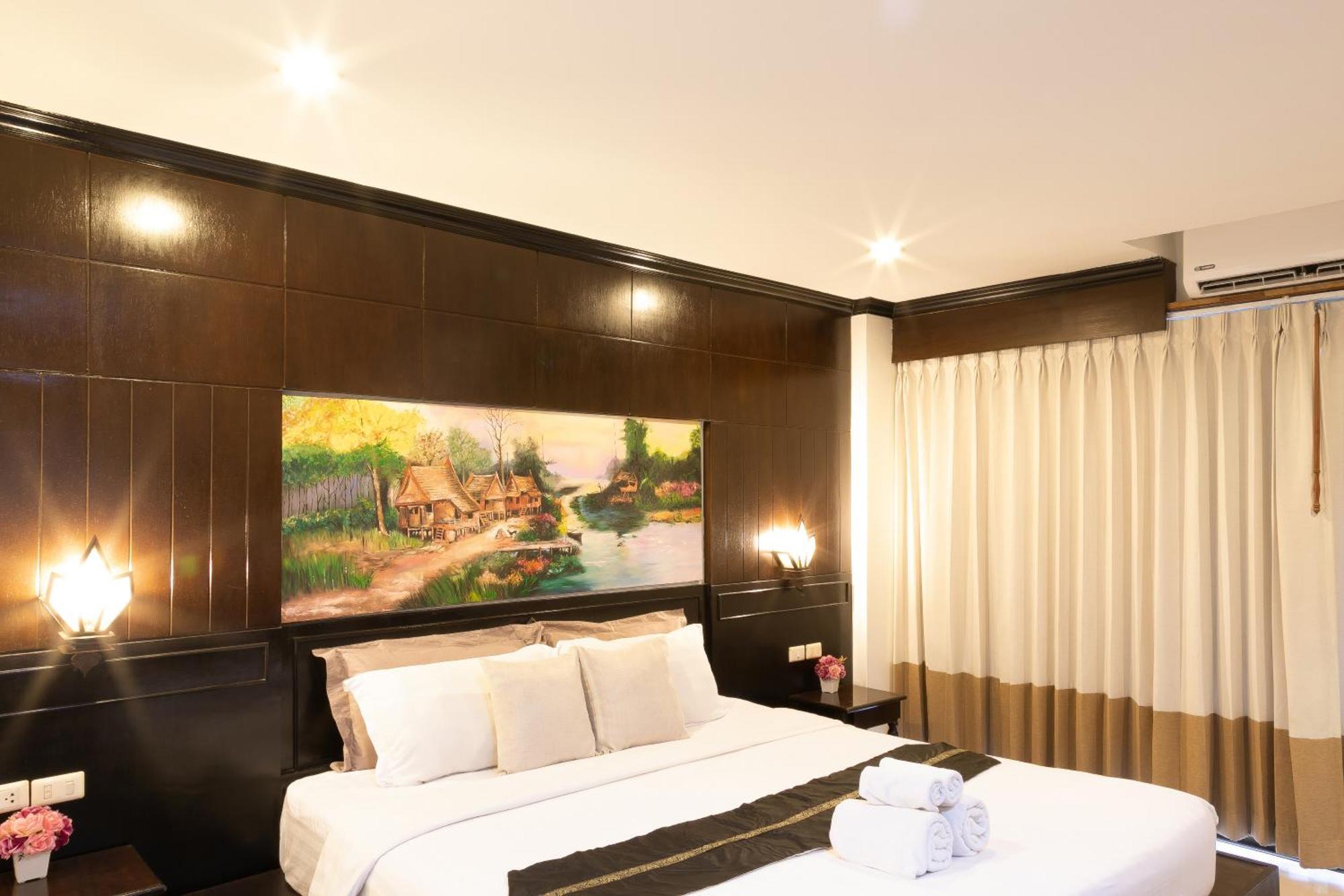 Best Venue Hotel Patong Экстерьер фото